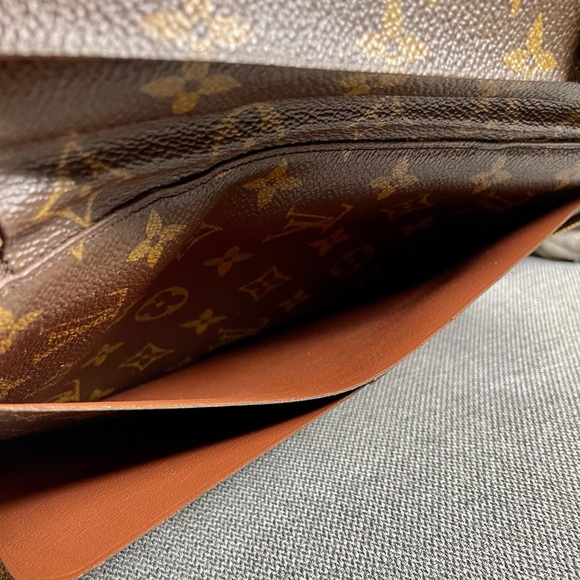 Rare & Discontinued! Louis Vuitton Poche Escapade Monogram Travel Organizer - Picture 10 of 16